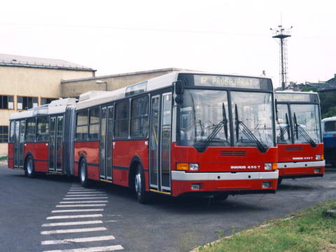 Elbúcsúztatja Ikarus 435T és MAN NGE 152 trolibuszait a BKV