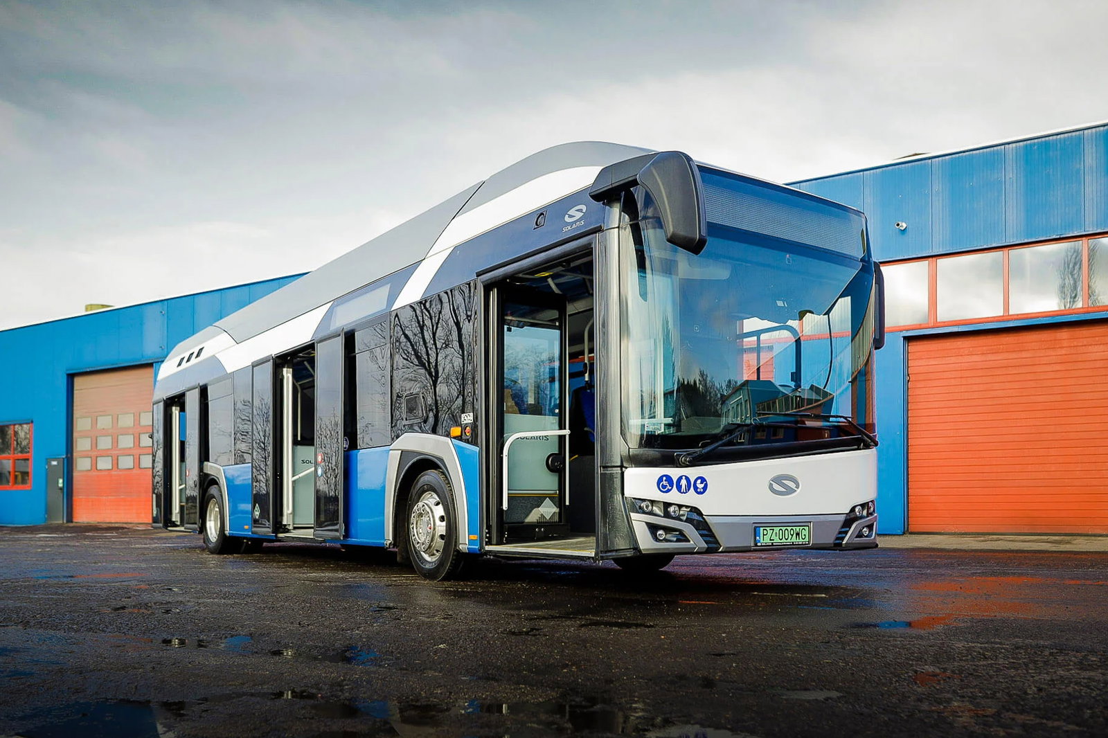Százas nagyságrendben venne hidrogénbuszokat a bolognai TPER
