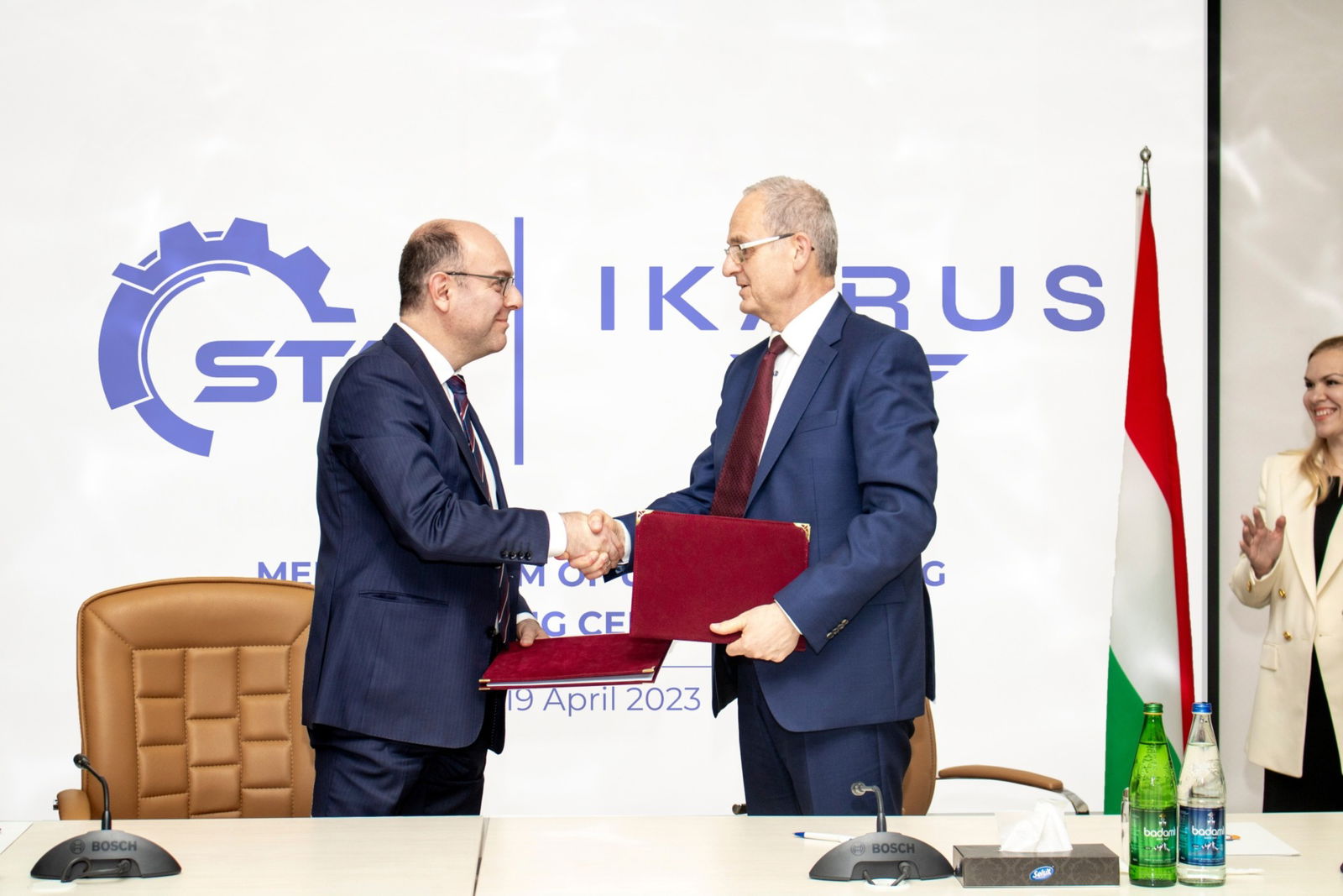 Azerbajdzsánban nyitna összeszerelő üzemet az Ikarus