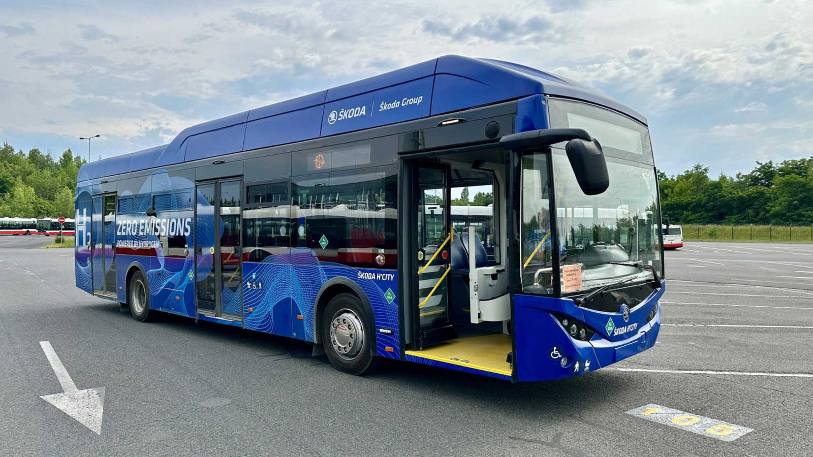 Kétéves tesztre érkezett Prágába a Škoda H’City hidrogénbusza