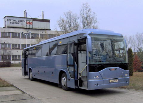 Hattyúdal a gyártótól – az Ikarus EAG E95 Express története