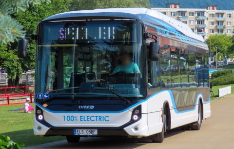 Ismét egy Iveco e-Way tesztbusz turnézik hazánkban