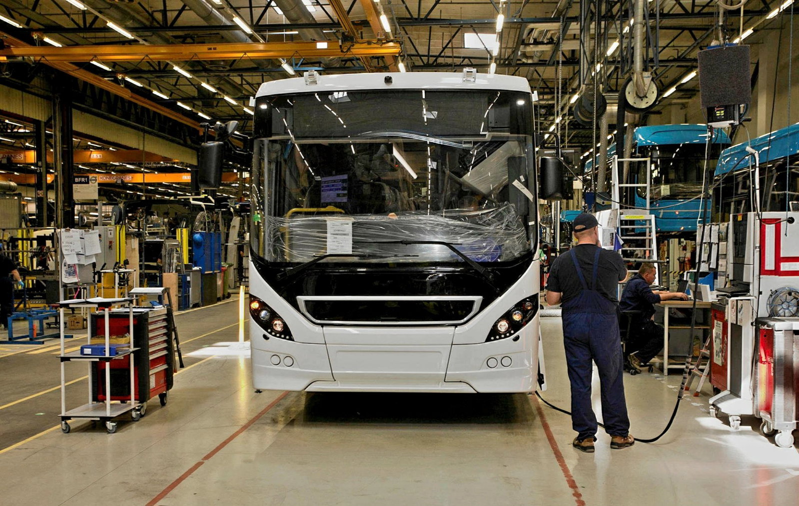 Buszok helyett hőszivattyúk készülnek a Volvo Buses bezárásra ítélt európai üzemében