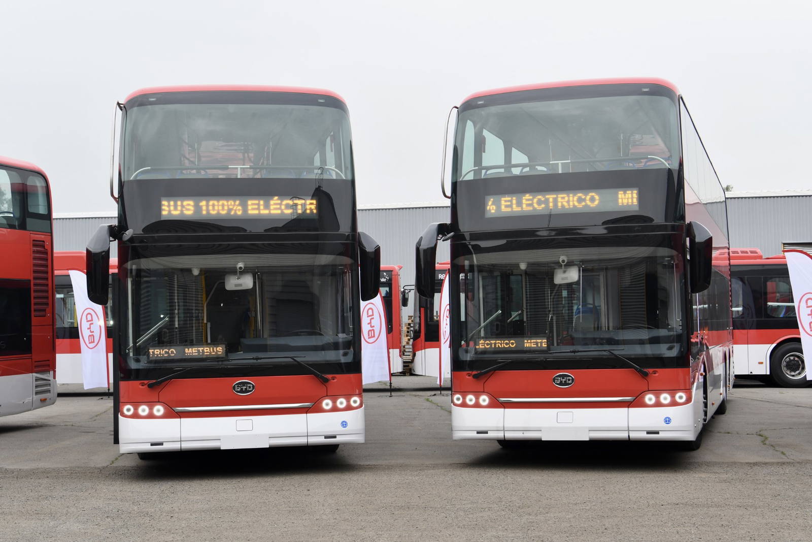 A BYD leszállította Chile első emeletes villanybuszait