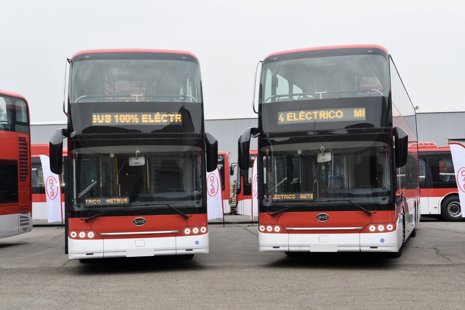 A BYD leszállította Chile első emeletes villanybuszait