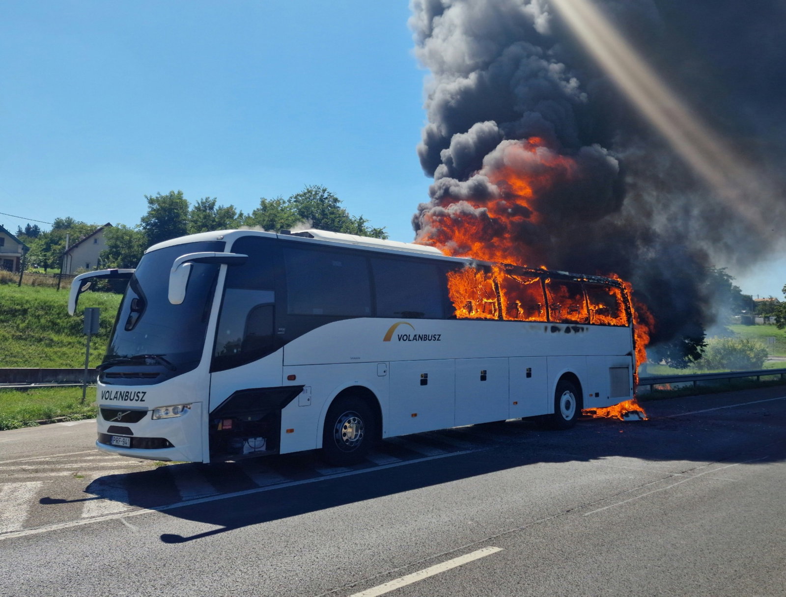 Még tart a vizsgálat a Volánbusz Volvo 9700-asát érintő tűzeset kapcsán