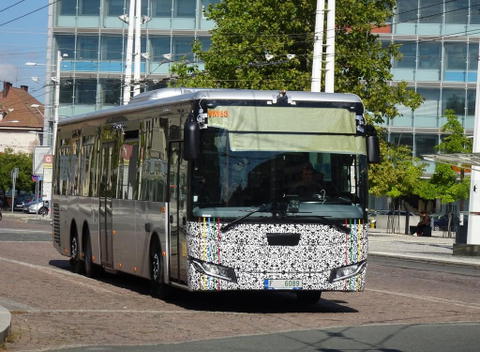 Modellfrissítésen esik át az Iveco Crossway