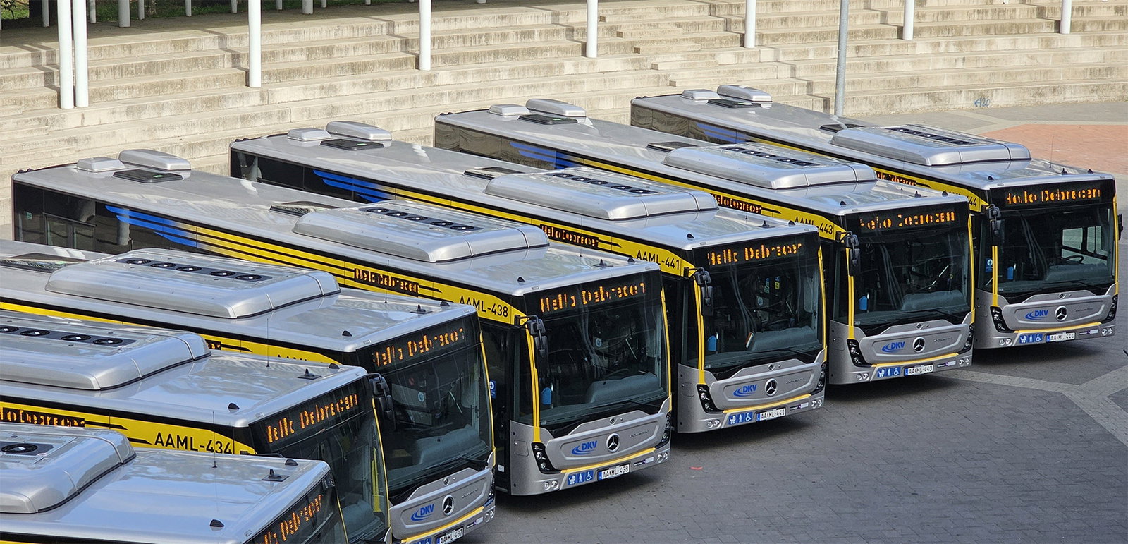 Megérkezett az utolsó tíz szóló Mercedes-Benz Conecto is a DKV-hoz