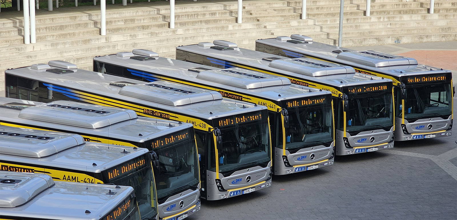Megérkezett az utolsó tíz szóló Mercedes-Benz Conecto is a DKV-hoz