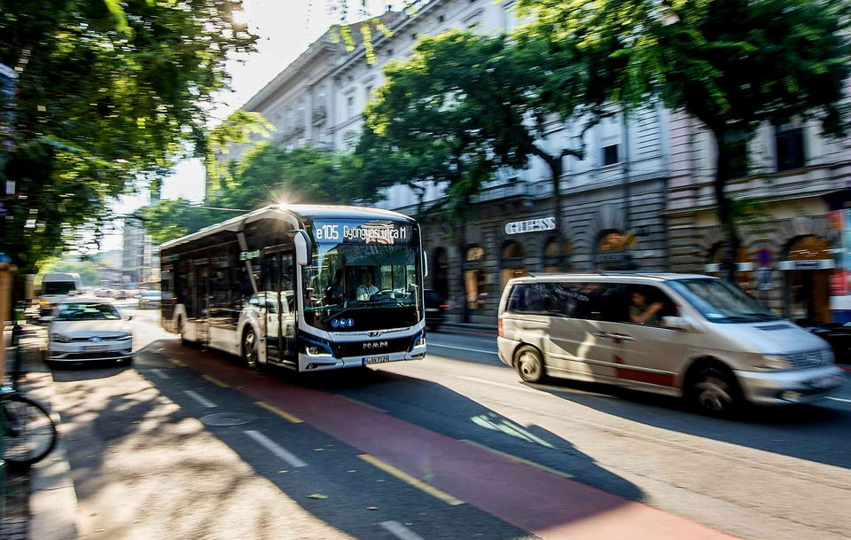 2025-ben legalább 50 elektromos busz áll forgalomba Budapesten