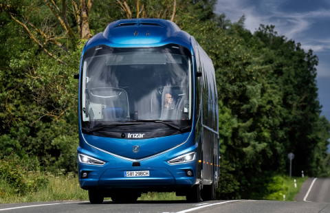 Frissítést kap az Irizar zászlóshajója, jövőre érkezik az i8 Efficient
