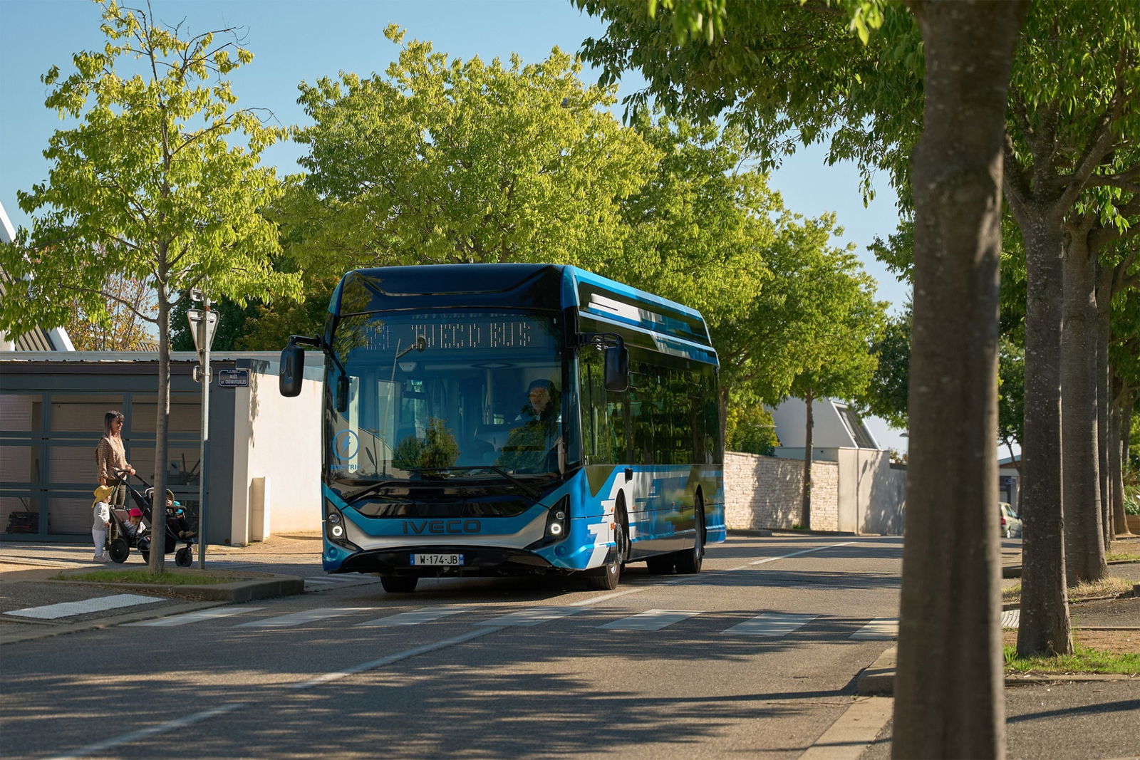 Alaposan kiveszi a részét az Iveco Bus a milánói flottacseréből