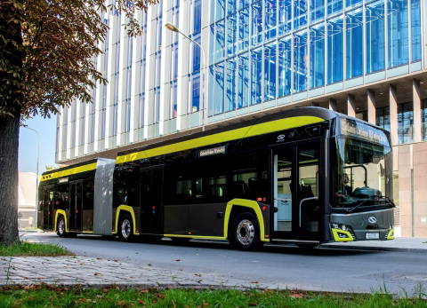 Csuklós Solaris villanybuszokat vásárol Milánó