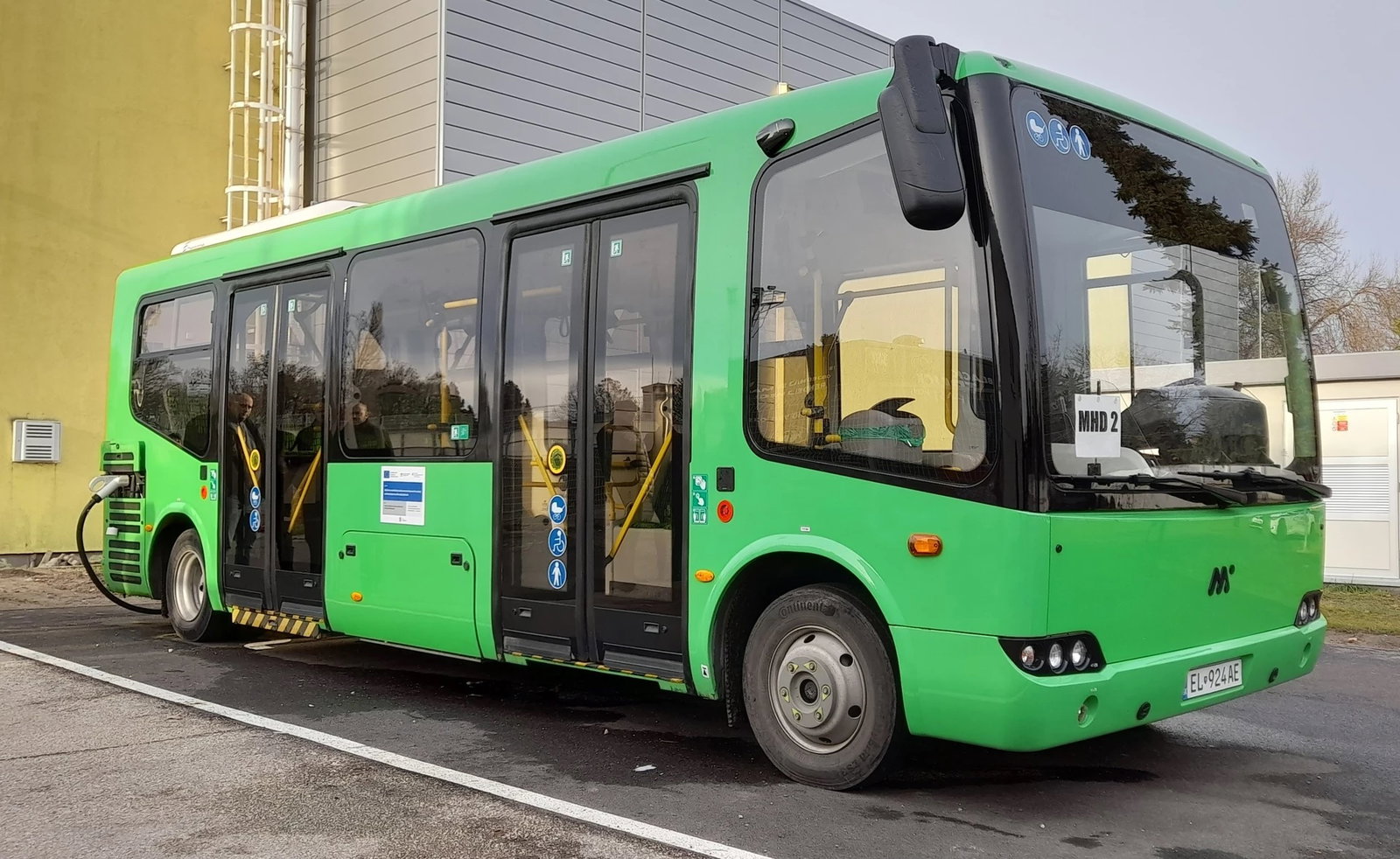 Forgalomba álltak Dunaszerdahely „ismerős” elektromos midibuszai