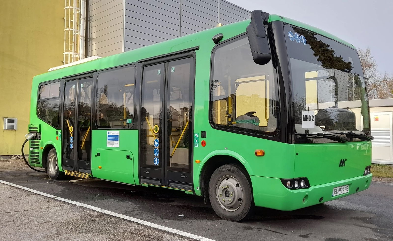 Forgalomba álltak Dunaszerdahely „ismerős” elektromos midibuszai