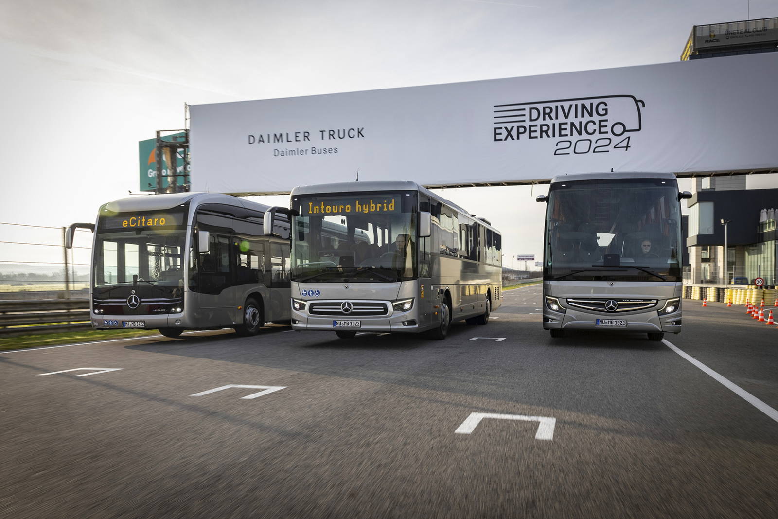 Daimler Buses Driving Experience 2024: középpontban a balesetmegelőzés