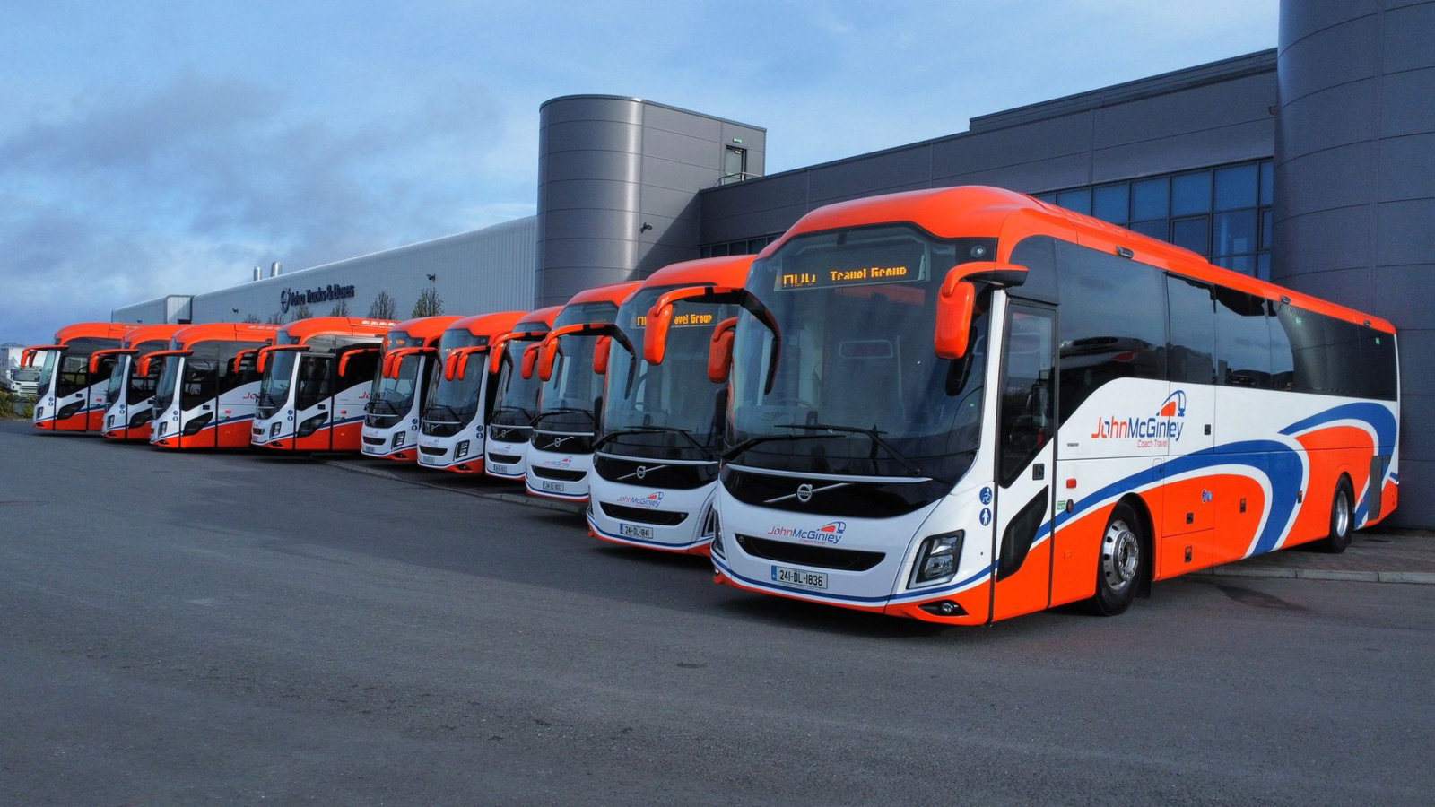 Tíz darab Volvo 9700-assal bővítette flottáját a McGinley Coach Travel