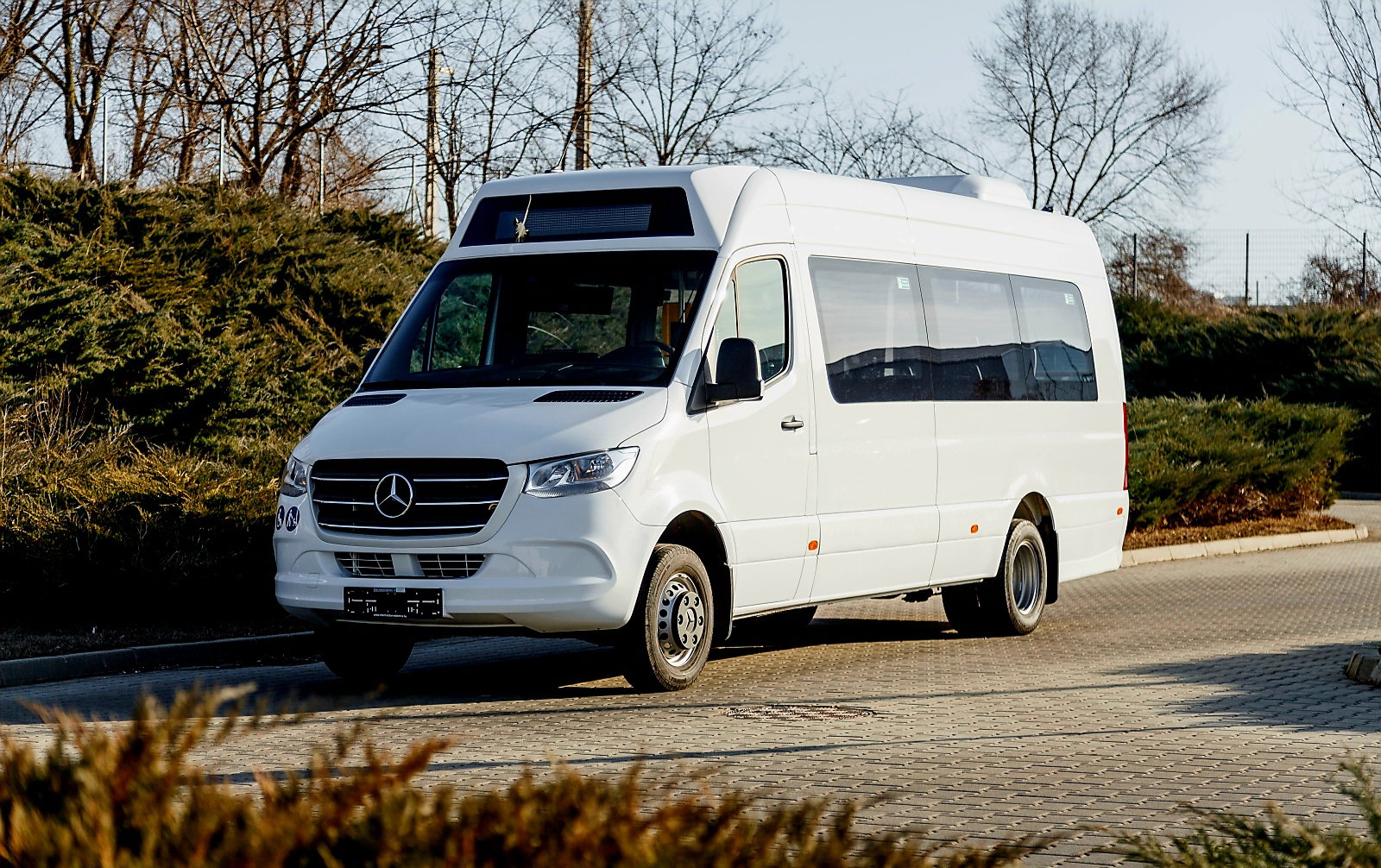 Hazai karosszálású minibuszt tesztel a Volánbusz