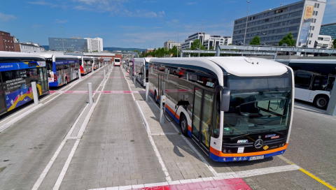 Továbbra is közlekedik mind a 120 eCitaro Wiesbadenben