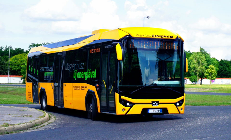 Győrben próbázott a Credobus új elektromos autóbusza