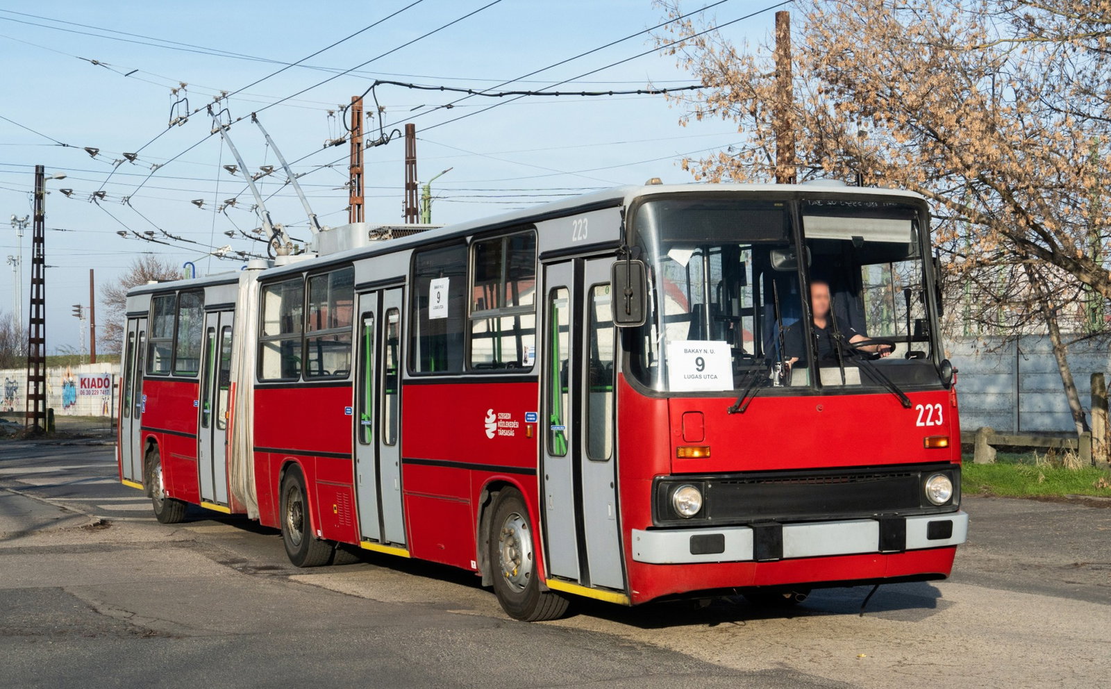 Megválik az SZKT a bérelt GVM trolibuszoktól és egy Volvo 7700A-tól