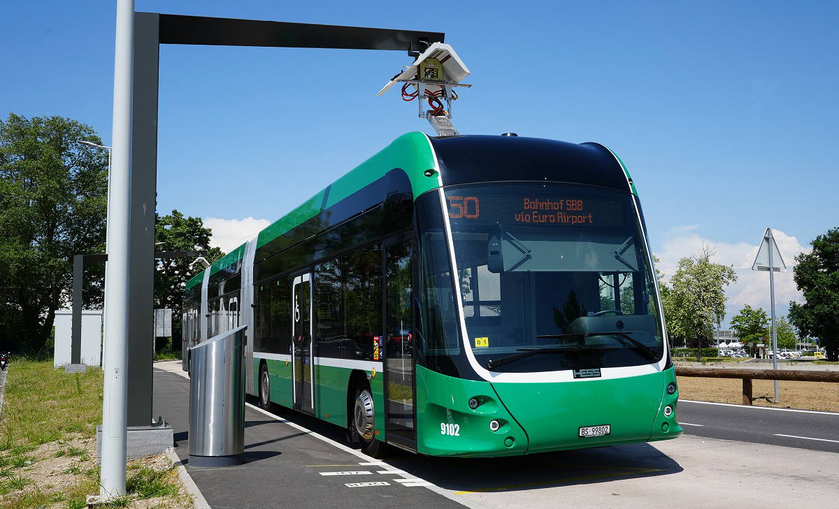 Villanybuszokhoz fejlesztett motor-és invertercsomagot dob piacra az ABB