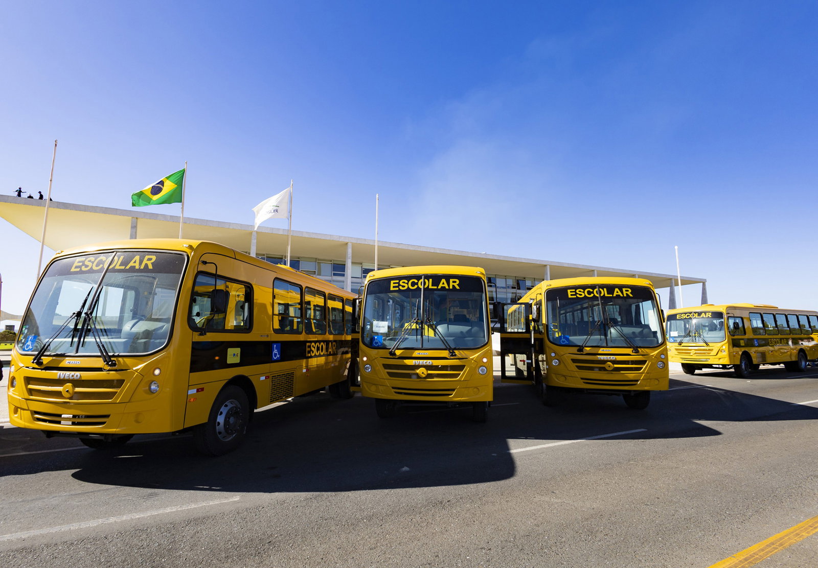 Megkezdte 7100 darabos brazil iskolabusz-megrendelésének teljesítését az Iveco Bus