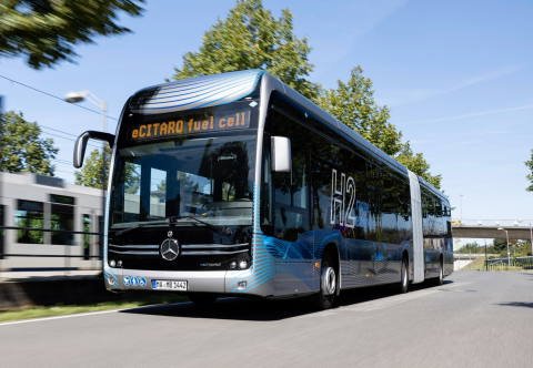Ősszel hazánkba érkezik a Mercedes-Benz városi zászlóshajója, az eCitaro G fuel cell