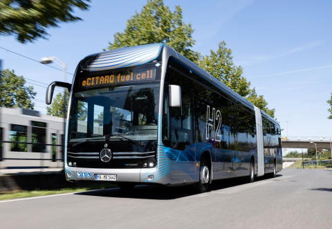 Ősszel hazánkba érkezik a Mercedes-Benz városi zászlóshajója, az eCitaro G fuel cell