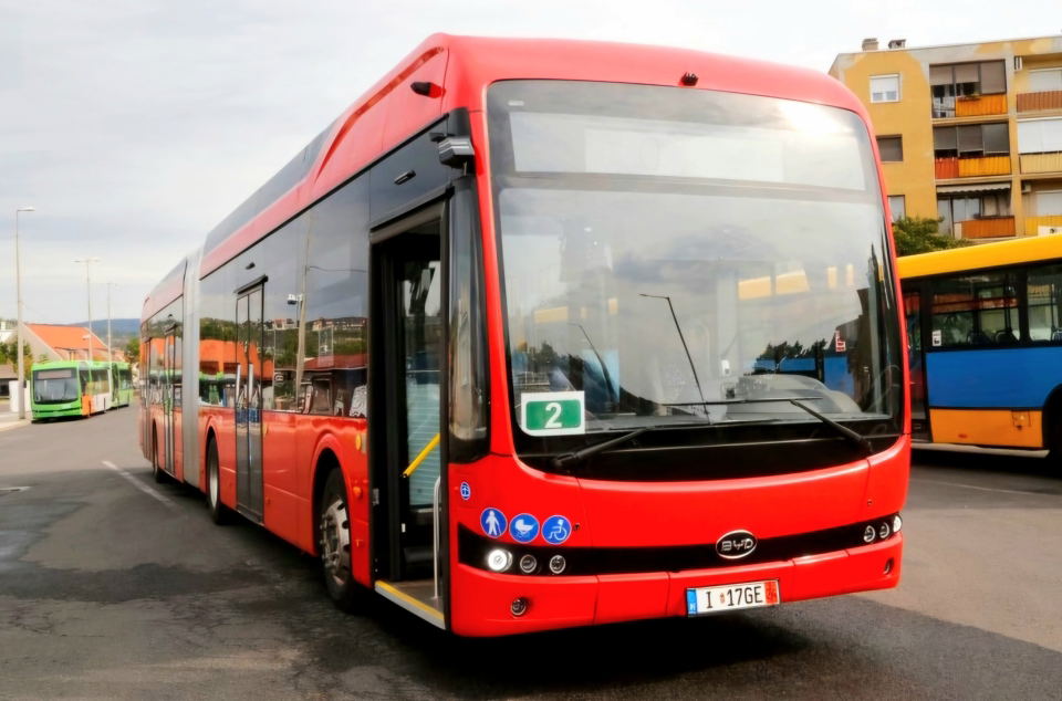 Csak a szegedi Ganz Tram indult Pécs eredménytelen csuklós villanybusz-tenderén