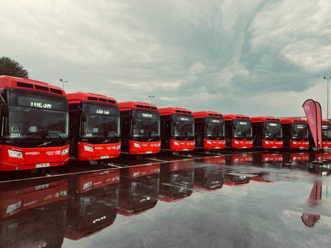 Hibrid hajtású Volvo alvázas Castrosua autóbuszokkal frissül Terrassa járműparkja