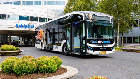 Ezúttal az MAN szállítja az amszterdami Schiphol reptér legújabb elektromos apron-buszait