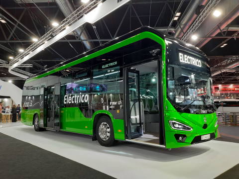 FIAA 2024: bemutatta alacsony belépésű helyközi villanybuszát az Irizar