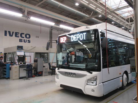 Annonay-i üzemében is megkezdi elektromos típusainak gyártását az Iveco Bus
