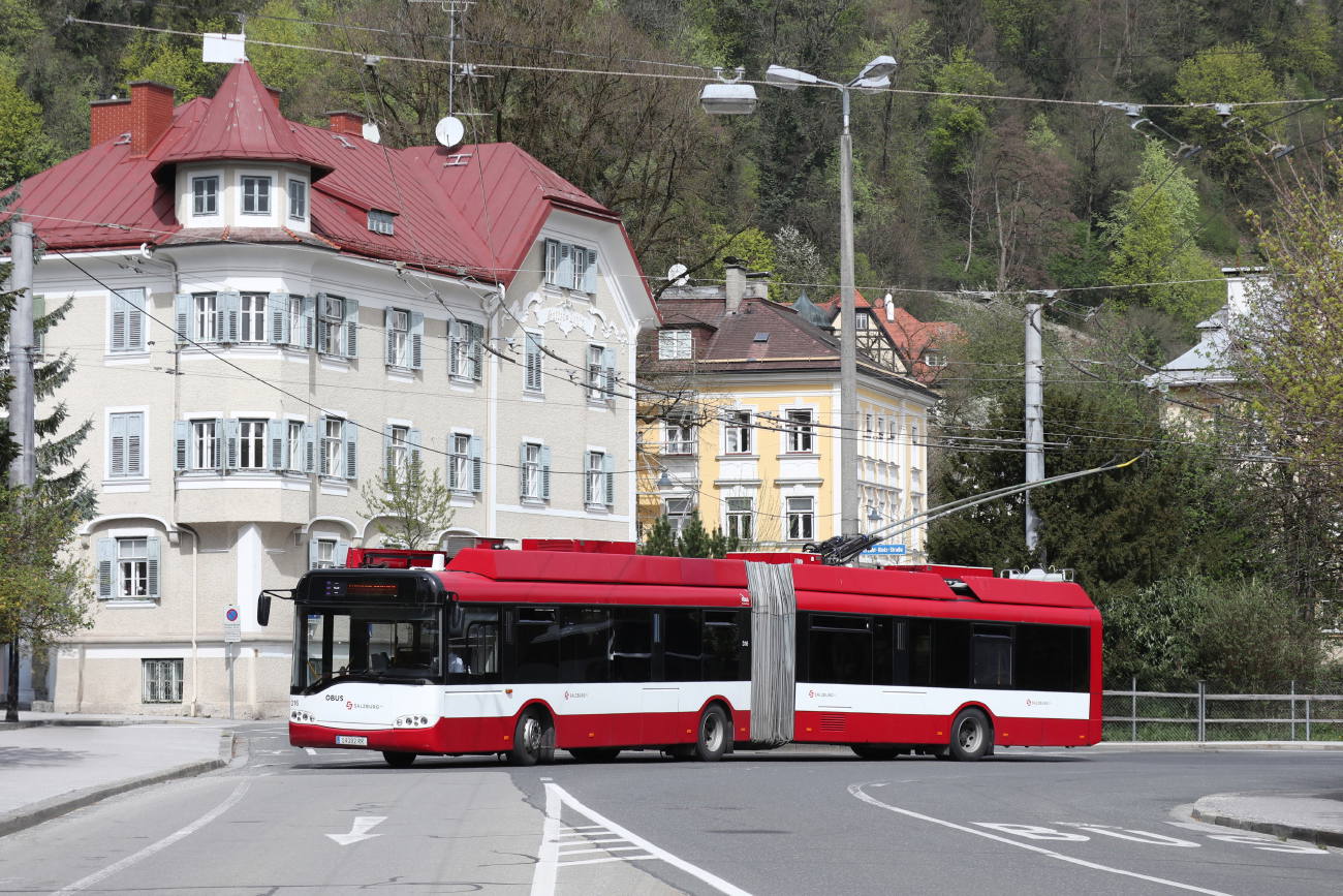 Húszéves használt trolibuszokkal frissítené járműparkját Szeged