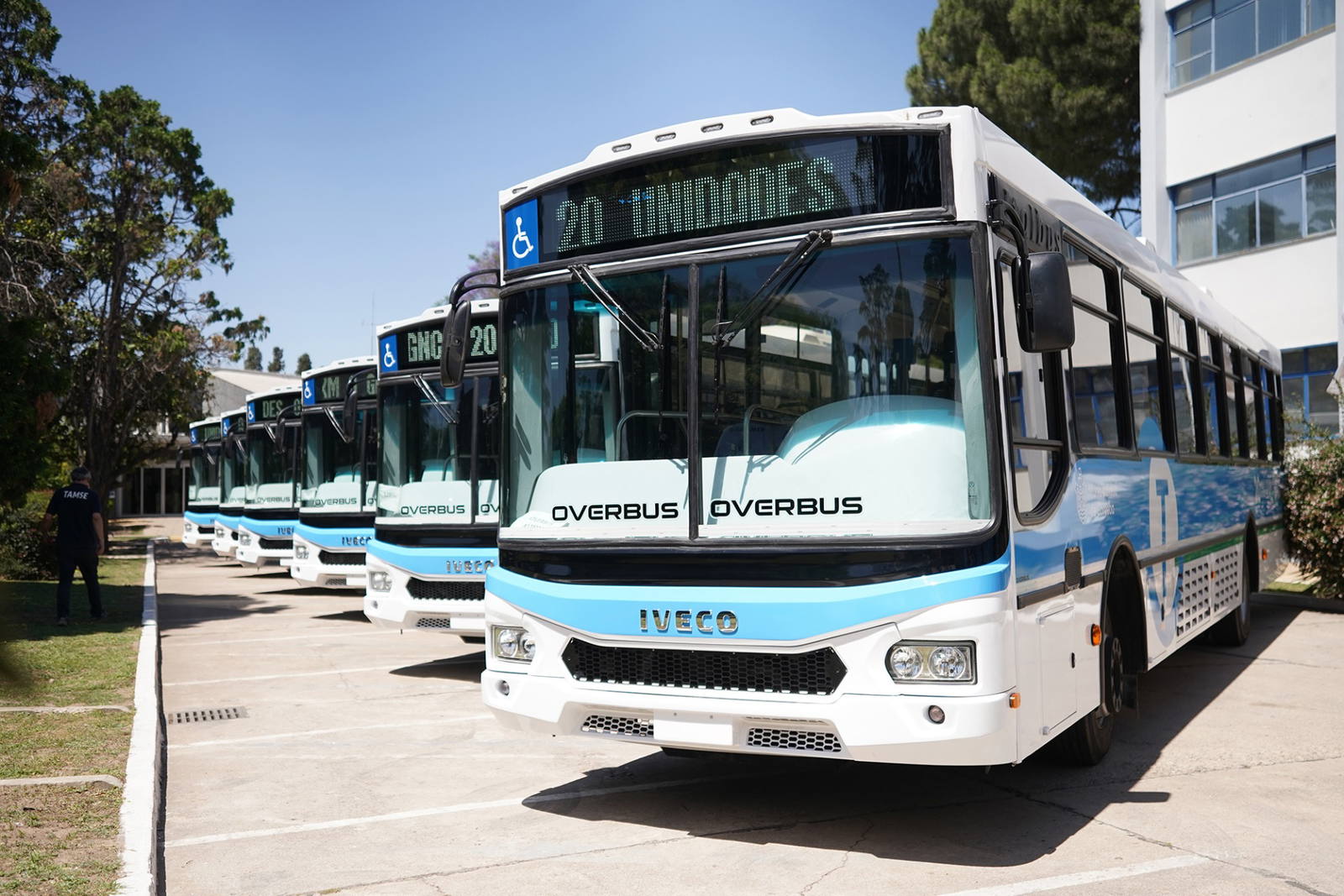 Gázüzemű városi buszokat szállított az Iveco Bus az argentínai Córdobába