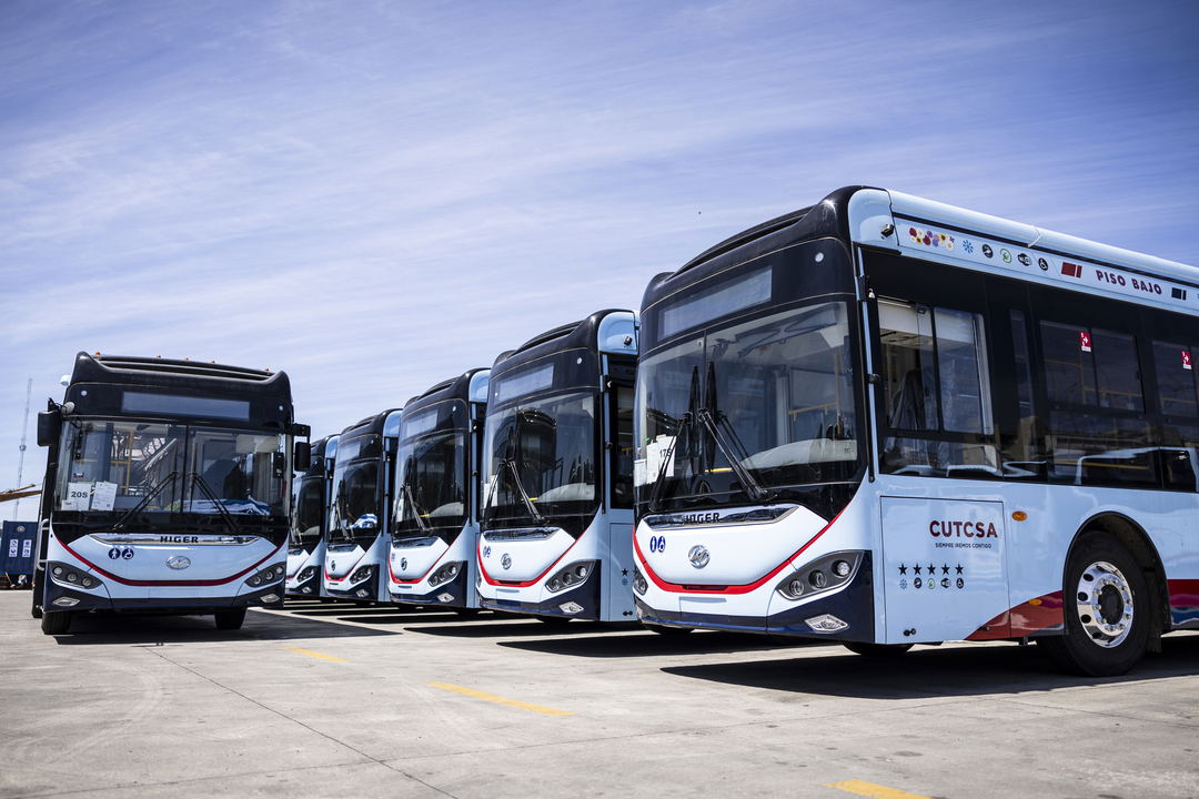 Száz új elektromos autóbuszt szállított Uruguay fővárosába a Higer