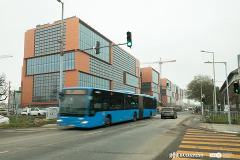 Megújult a Csömöri út, változik a budapesti 110-es és 112-es busz útvonala