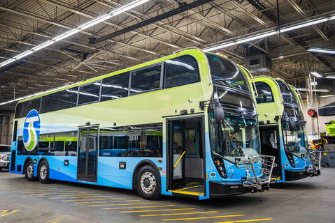 Átvette első Alexander Dennis Enviro500 emeletes buszait a Spokane Transit Authority