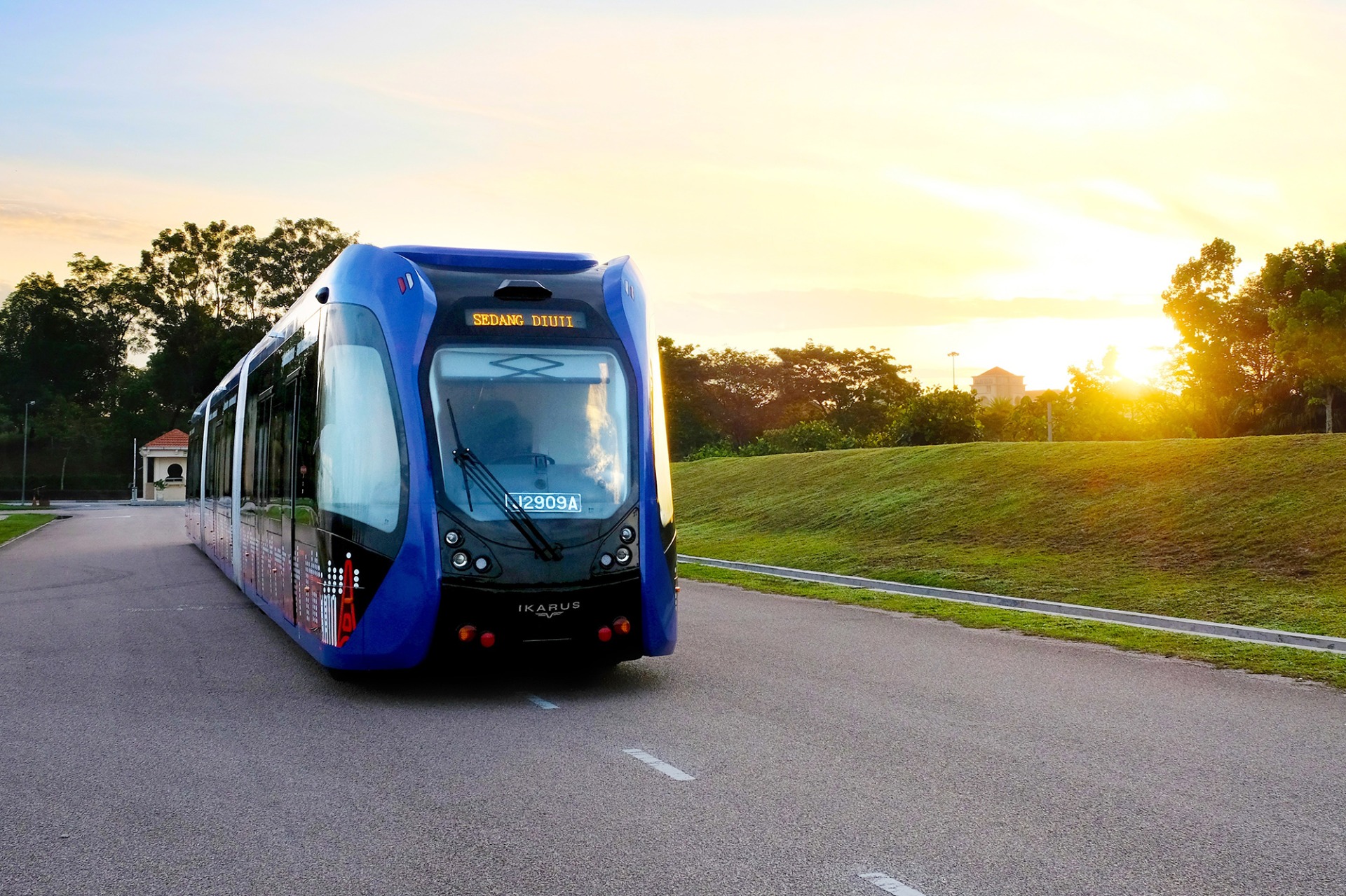 Ikarus may manufacture CRRC's autonomous rubber-tired trams for the European market