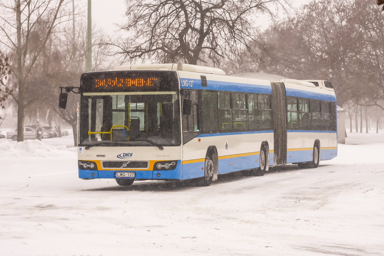 Volvo-Alfa Cívis 18-assal invitál debreceni retró utazásra január 25-én a DKV