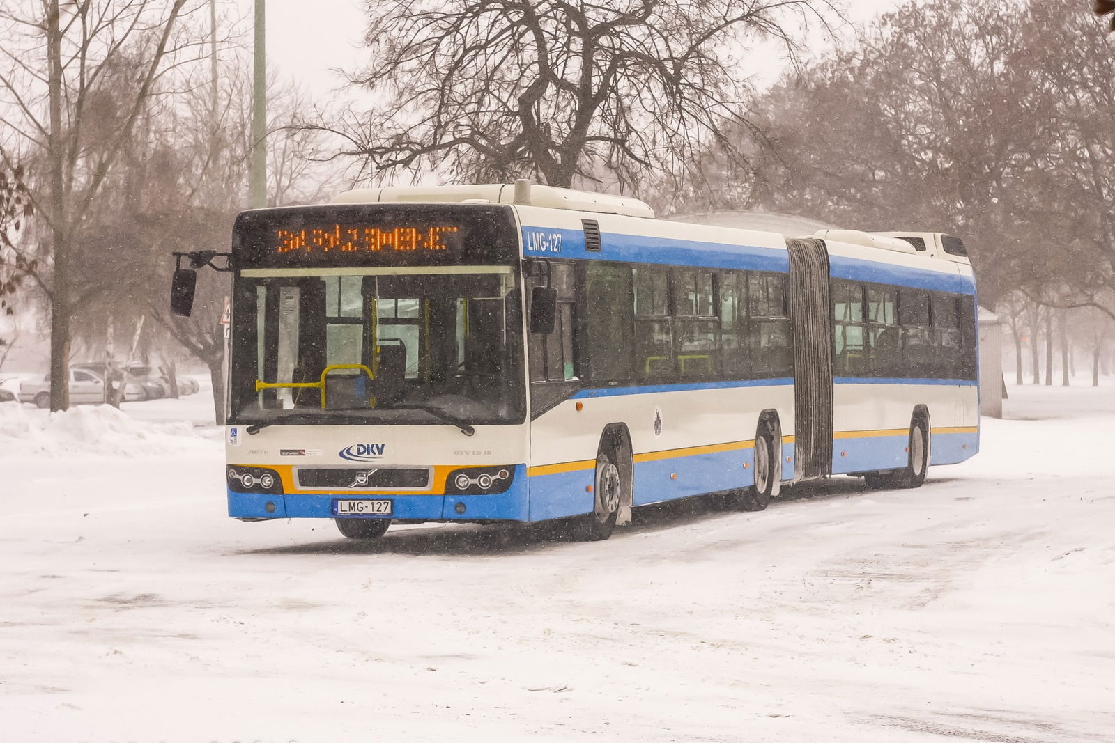 Volvo-Alfa Cívis 18-assal invitál debreceni retró utazásra január 25-én a DKV