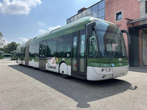 Eladásra kínálják Milánó egykori Irisbus Cristalis csuklós trolibuszait