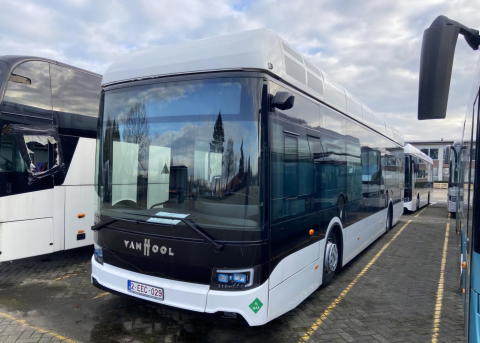 Fillérekért árulják a Van Hool egykori demóbuszait és prototípusait
