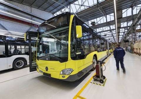 Idén ünnepli fennállásának 45. évfordulóját a Daimler Buses francia üzeme