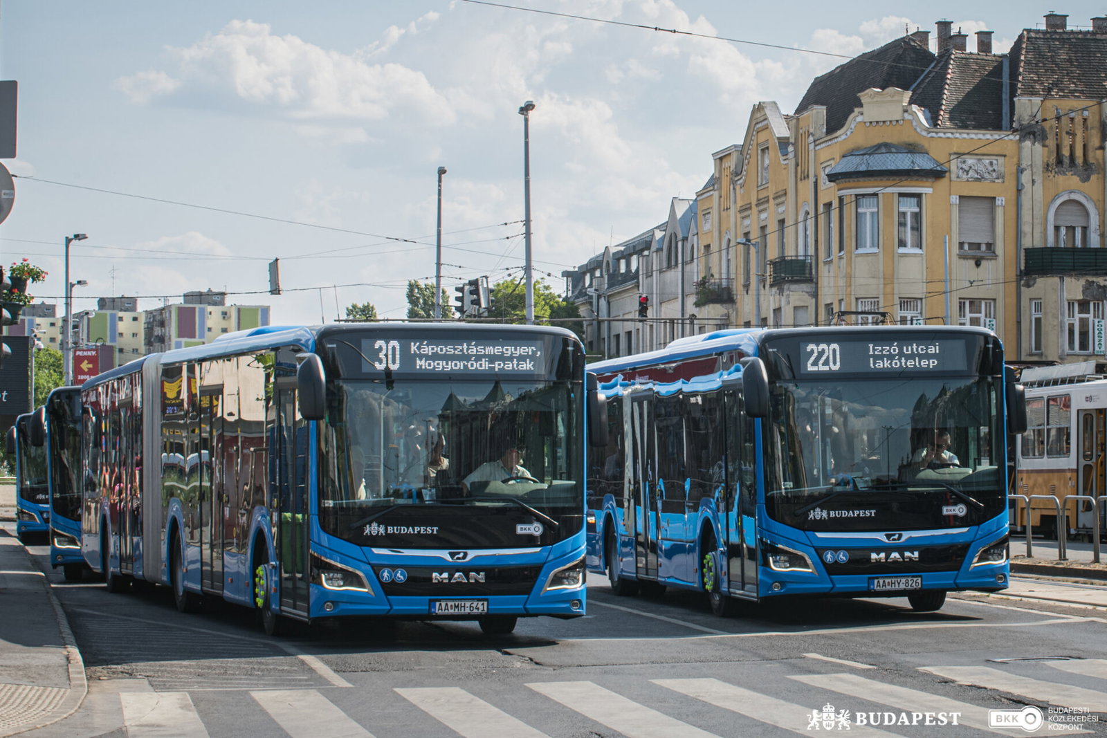 Pénteken tíz percre leáll a közösségi közlekedés Budapesten