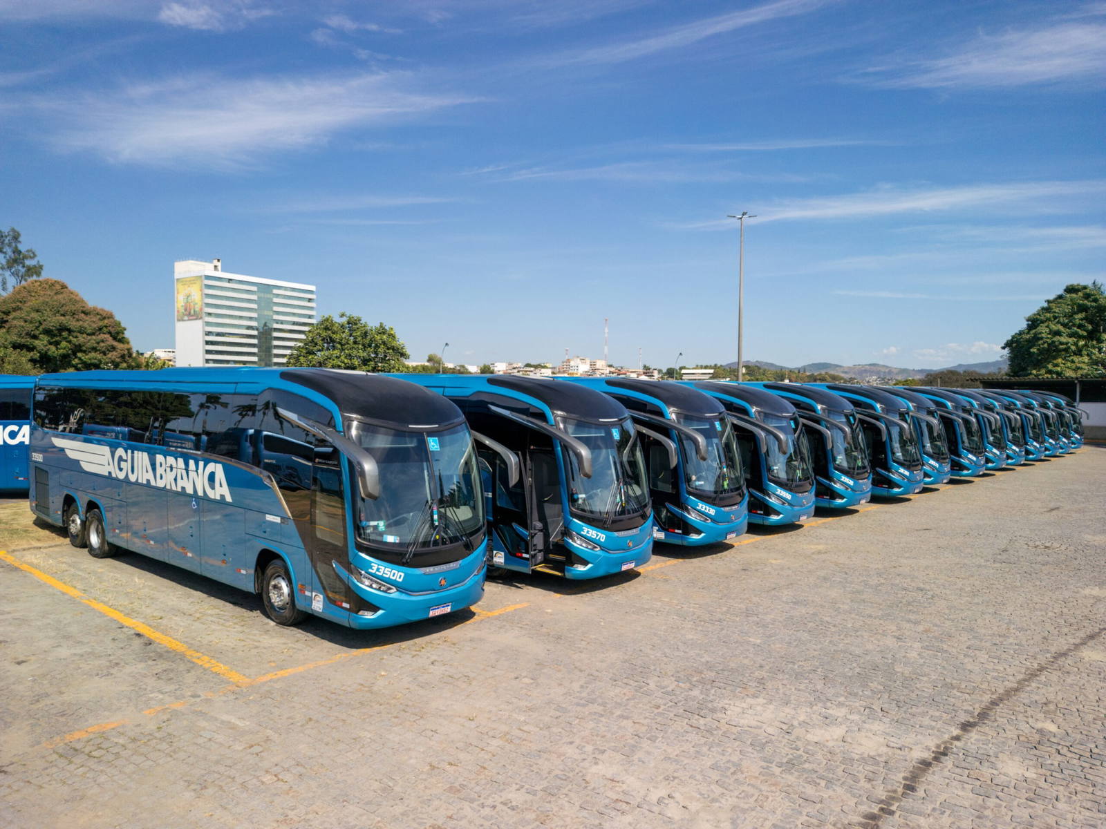 Marcopolo Paradiso G8 luxusbuszokkal bővítette flottáját a brazil Viação Águia Branca