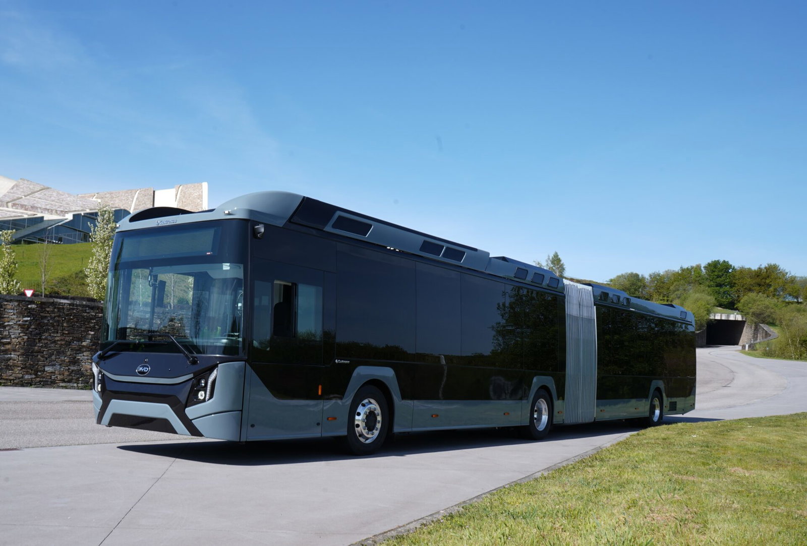 Road tests for the articulated version of the Castrosua NELEC series on BYD chassis are already underway