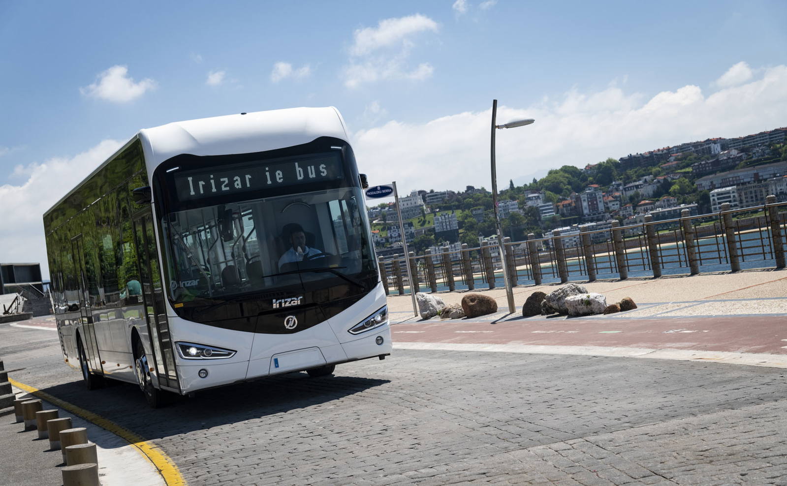 Újabb svájci villanybusz-megrendelést kapott az Irizar