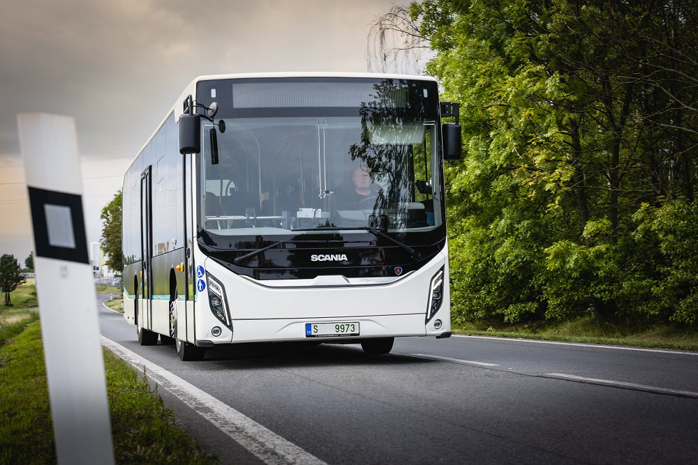 Alacsony belépésű villanybuszokat szállít a svédországi Åre térségébe a Scania